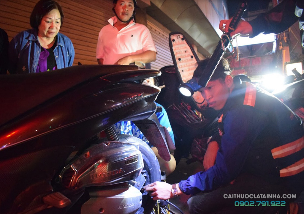 SĐT cứu nạn đêm khuya miễn phí | Biệt đội SOS Sài Gòn cứu xe miễn phí