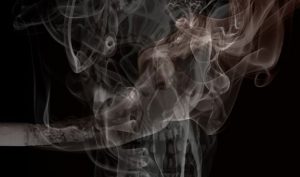 Suy ngẫm trước khi châm lửa hút điếu thuốc tiếp theo